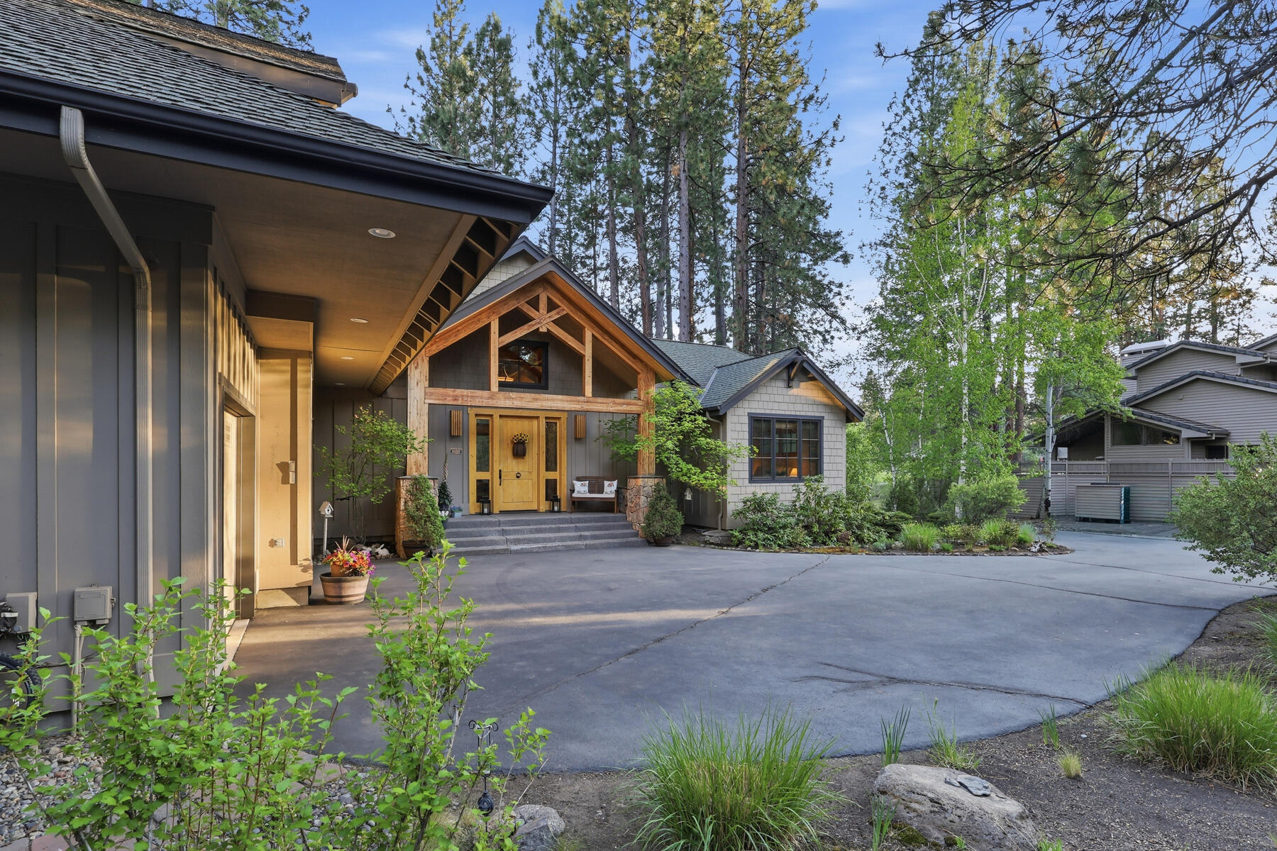 18829 Peony Place