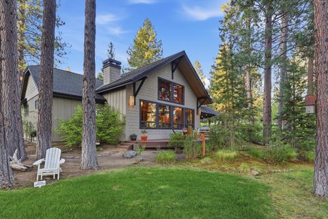 Tiny photo for 18829 Peony Place, Bend, OR 97702 (MLS # 220221330)