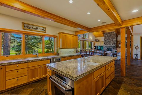 Tiny photo for 18829 Peony Place, Bend, OR 97702 (MLS # 220221330)
