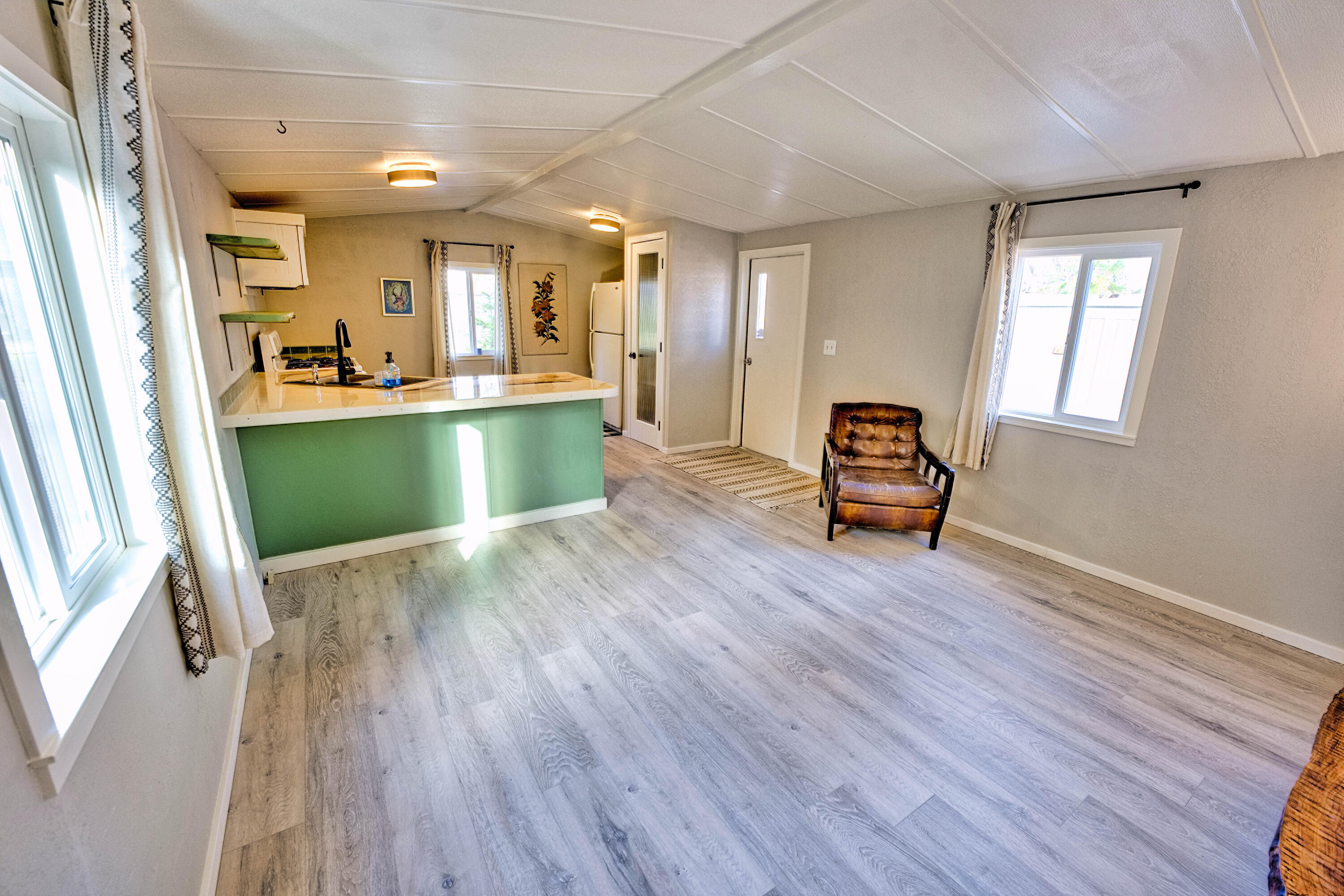 Siskiyou Village Unit No 1 - Residential