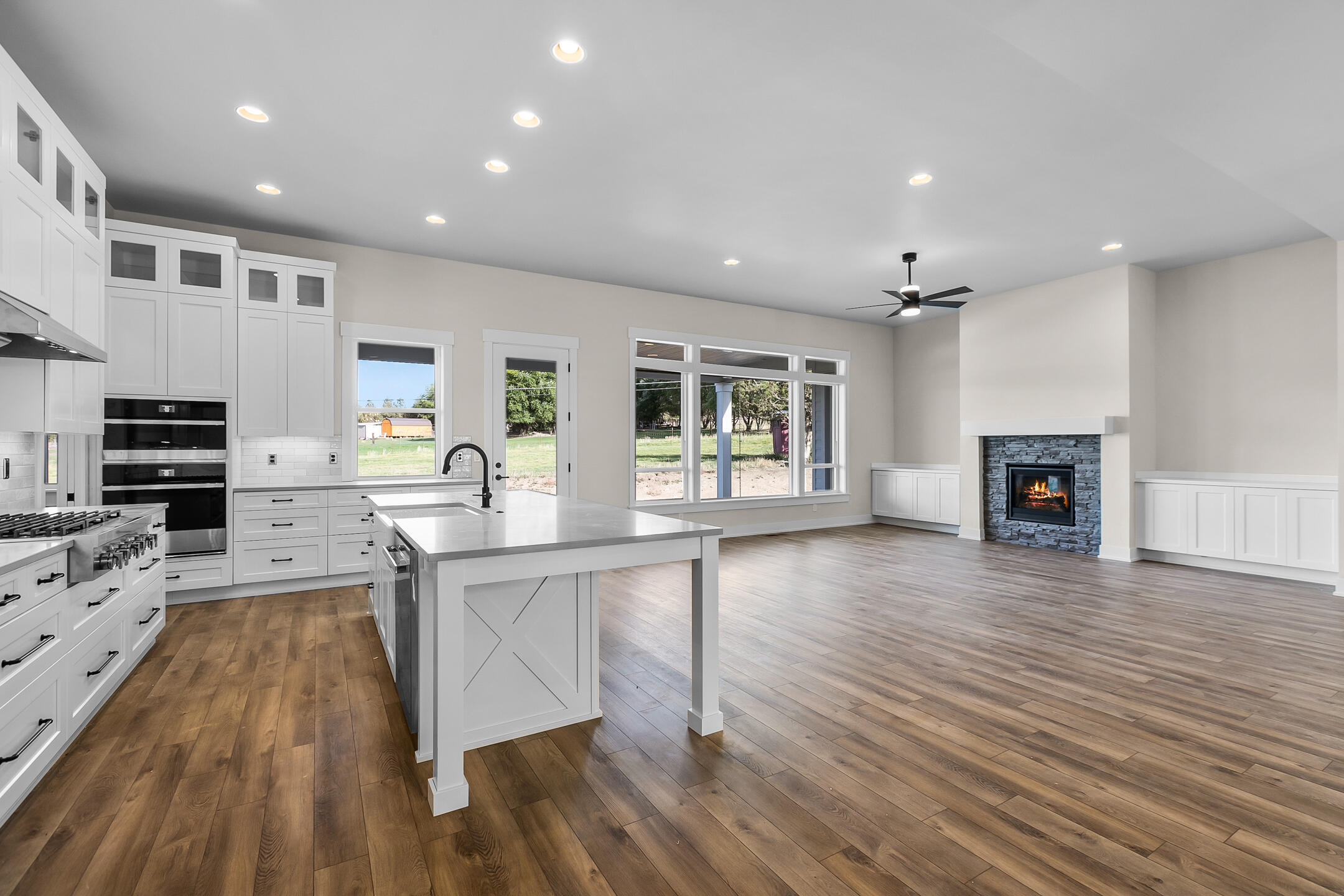 Howells Acres - Residential