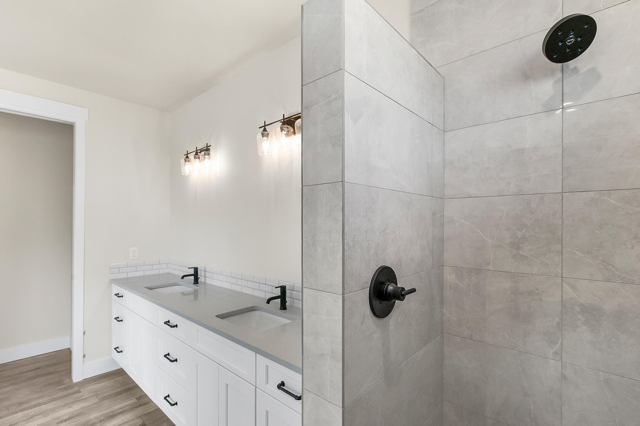 Howells Acres - Residential