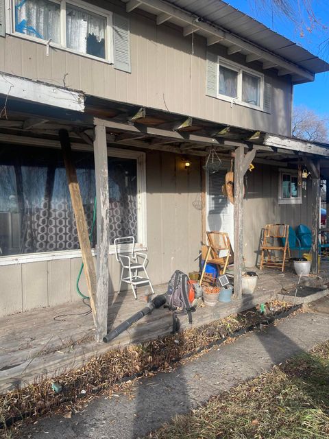 Tiny photo for 3364 Johns Avenue, Klamath Falls, OR 97603 (MLS # 220212690)