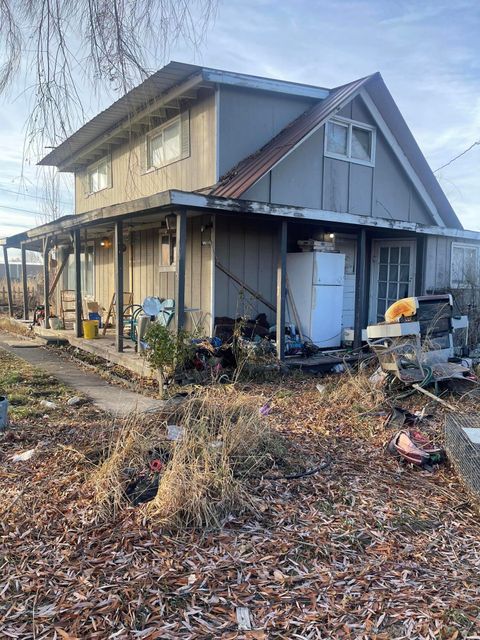 Tiny photo for 3364 Johns Avenue, Klamath Falls, OR 97603 (MLS # 220212690)