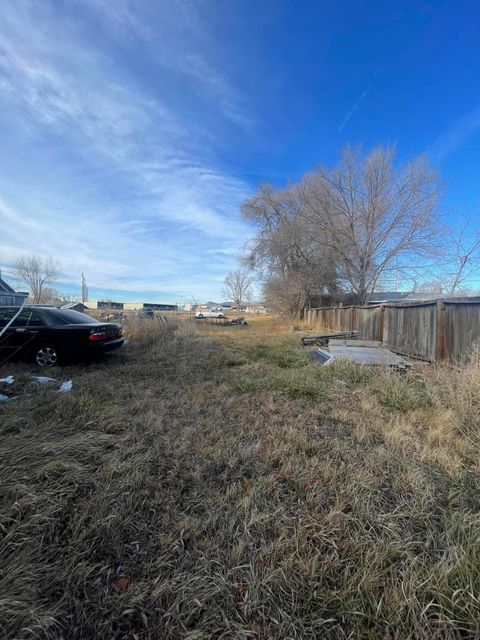 Tiny photo for 3364 Johns Avenue, Klamath Falls, OR 97603 (MLS # 220212690)