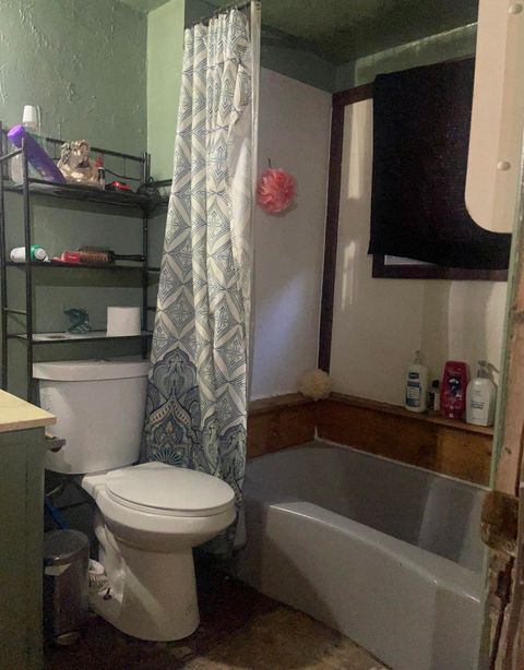 Tiny photo for 3364 Johns Avenue, Klamath Falls, OR 97603 (MLS # 220212690)