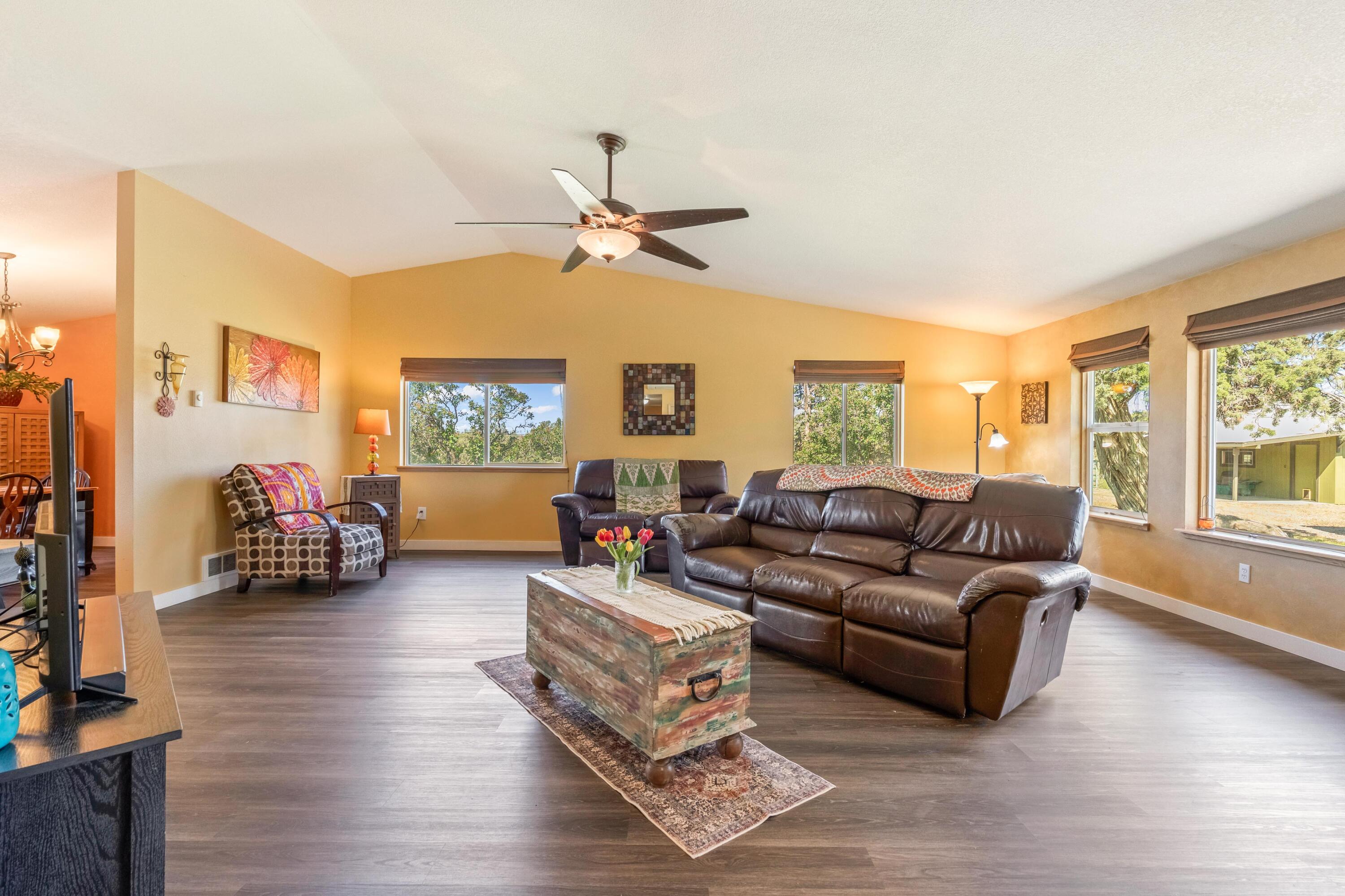 5677 NW 49th Street
