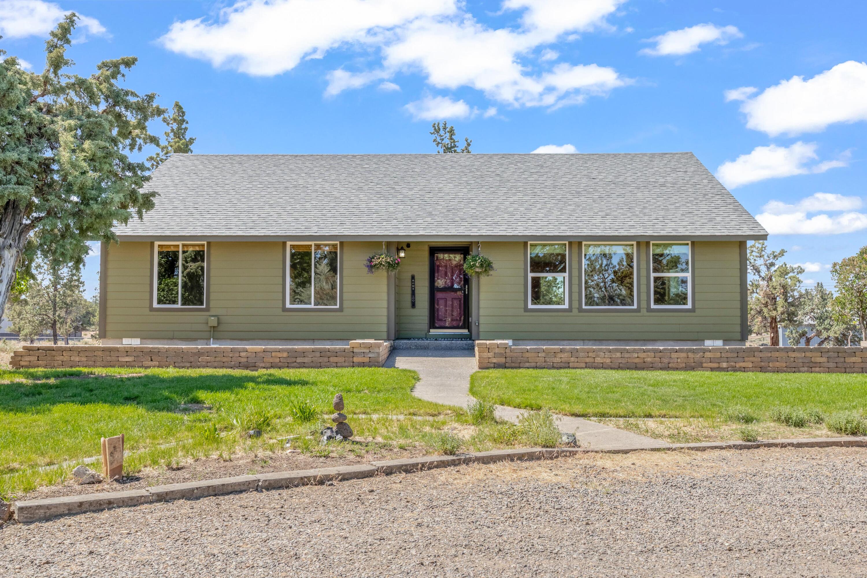 5677 NW 49th Street