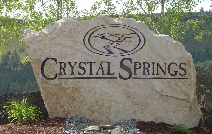 Crystal Springs subdivision ready for your custom home. Beautiful views overlooking farm ground. Close to town and shopping and restaurants and a short distance to Ochoco Reservoir. Services at the lot line, city water, city sewer, power, phone, cable and natural gas.