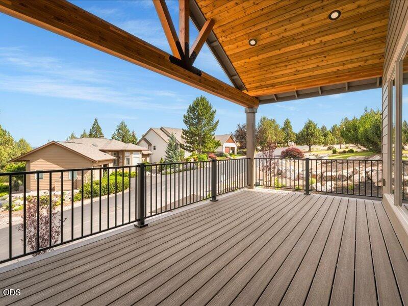 623 Goshawk Drive
