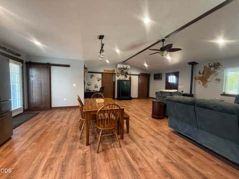 Tiny photo for 216 Avenue B, Seneca, OR 97873 (MLS # 220226154)