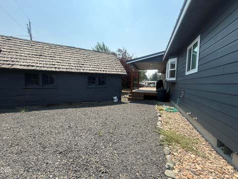 Tiny photo for 216 Avenue B, Seneca, OR 97873 (MLS # 220226154)