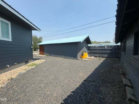 Tiny photo for 216 Avenue B, Seneca, OR 97873 (MLS # 220226154)