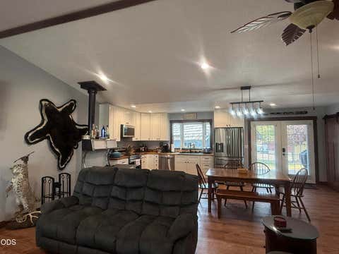 Tiny photo for 216 Avenue B, Seneca, OR 97873 (MLS # 220226154)