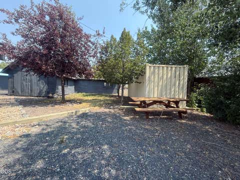 Tiny photo for 216 Avenue B, Seneca, OR 97873 (MLS # 220226154)