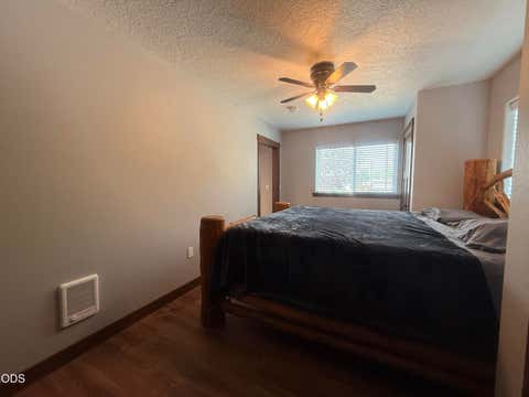 Tiny photo for 216 Avenue B, Seneca, OR 97873 (MLS # 220226154)