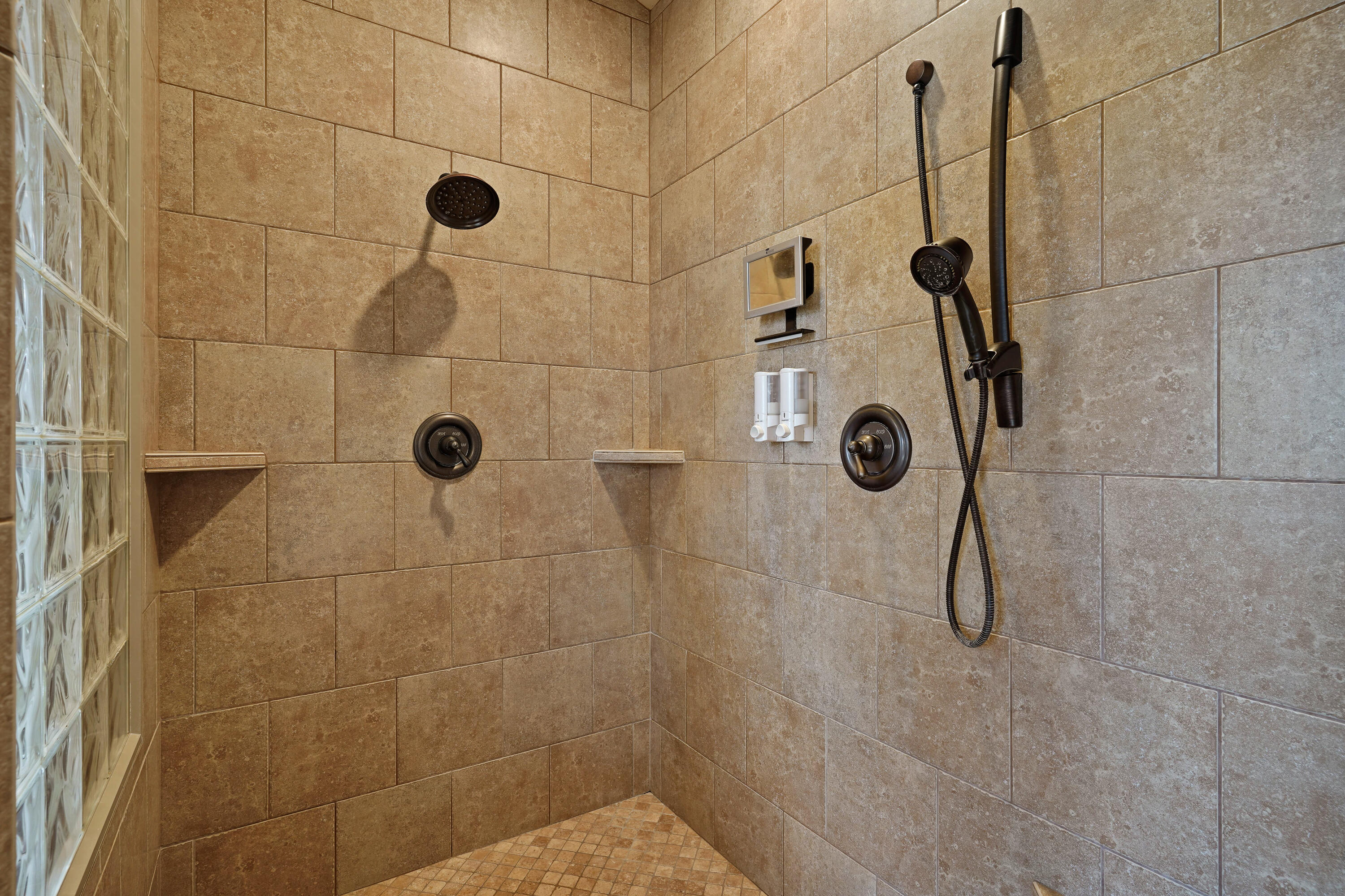 River Rim - Residential