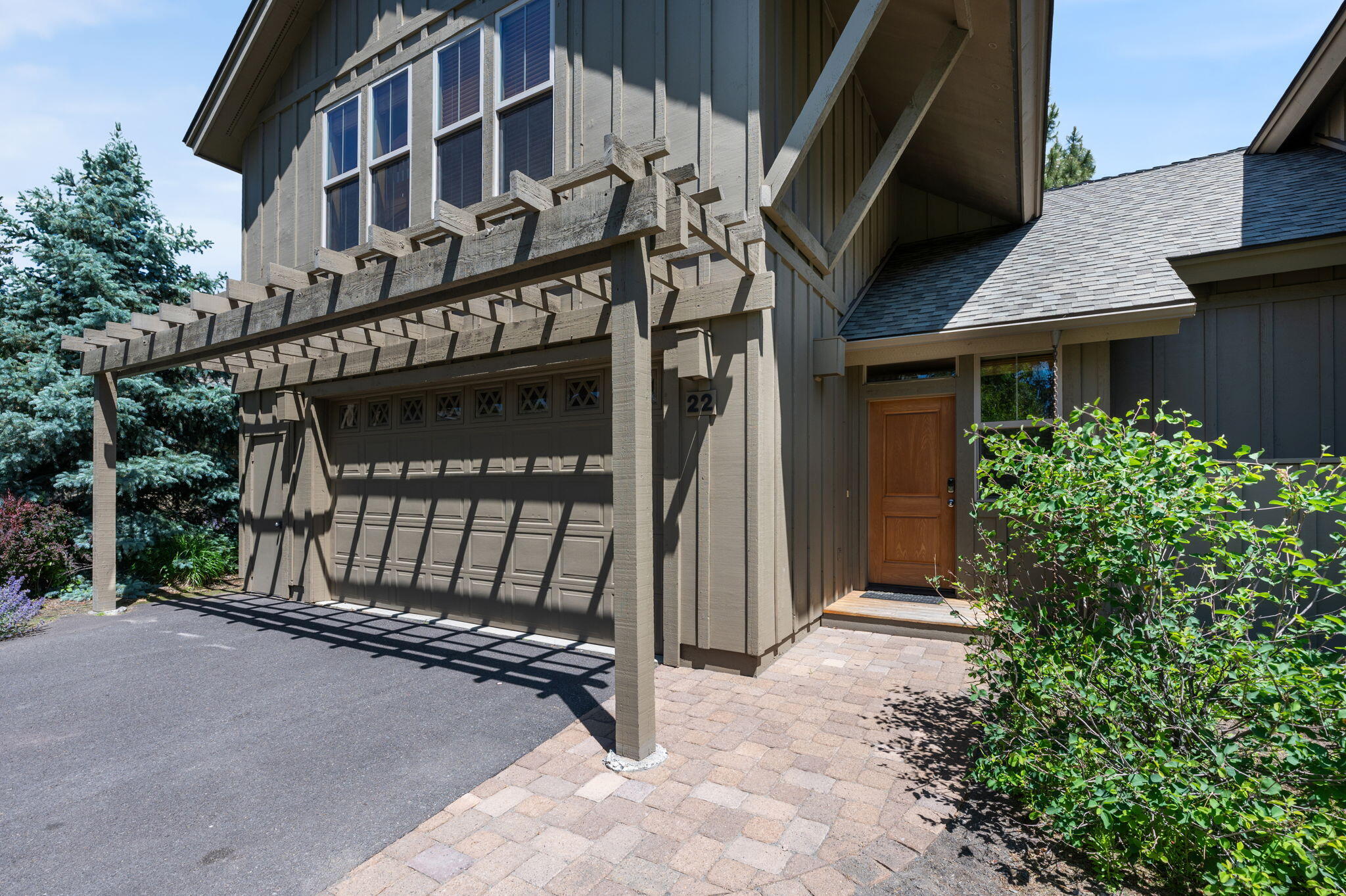 57190 Evergreen Loop 22
