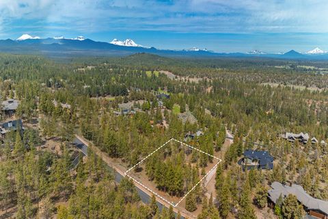 3399 NW Greenleaf Way Bend OR 97703