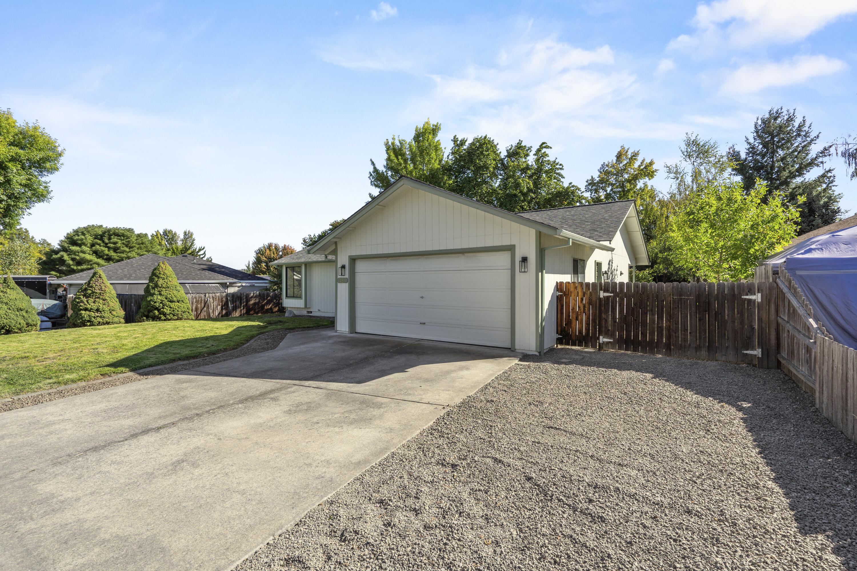 Snowy Butte Meadows - Residential