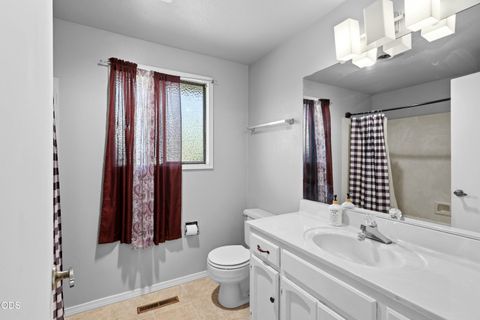 Tiny photo for 2951 Barclay Road, Medford, OR 97504 (MLS # 220223879)
