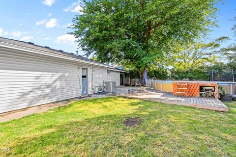Tiny photo for 2951 Barclay Road, Medford, OR 97504 (MLS # 220223879)