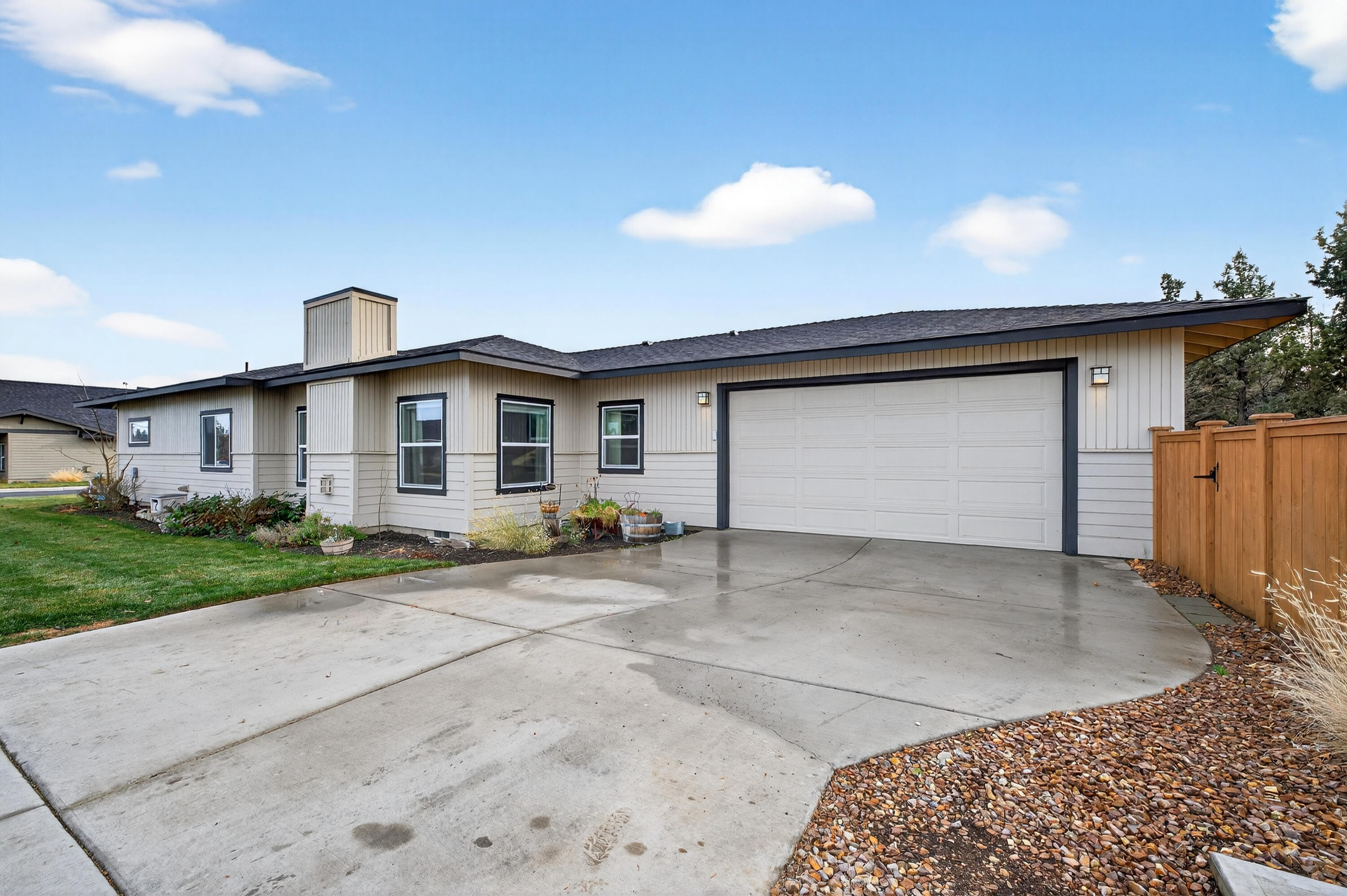 Canyon Rim Village - Residential