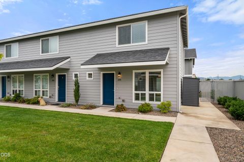 Tiny photo for 185 Northridge Terrace, Medford, OR 97501 (MLS # 220223881)