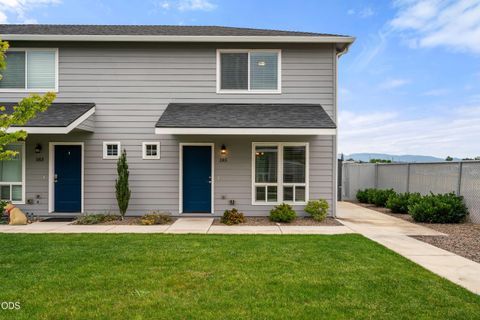 Tiny photo for 185 Northridge Terrace, Medford, OR 97501 (MLS # 220223881)