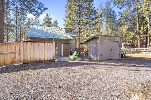 Tiny photo for 69288 Ladigo, Sisters, OR 97759 (MLS # 220215178)
