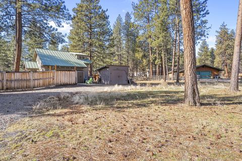 Tiny photo for 69288 Ladigo, Sisters, OR 97759 (MLS # 220215178)