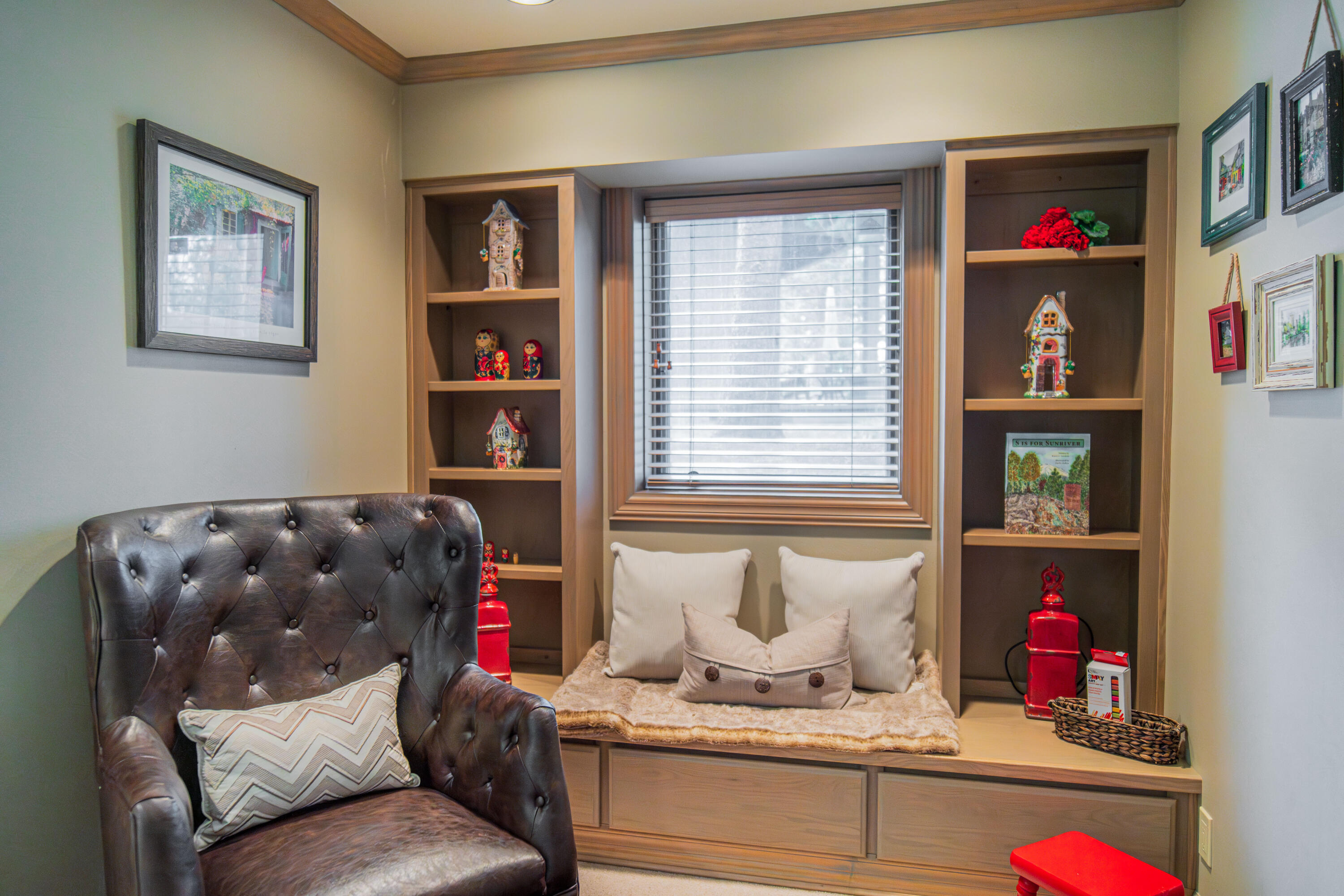 Fairway Crest Village - Residential