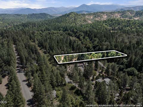 Tiny photo for 505 Udee Road, OBrien, OR 97534 (MLS # 220225094)