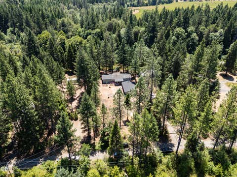Tiny photo for 505 Udee Road, OBrien, OR 97534 (MLS # 220225094)