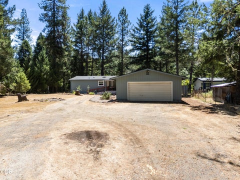 Tiny photo for 505 Udee Road, OBrien, OR 97534 (MLS # 220225094)