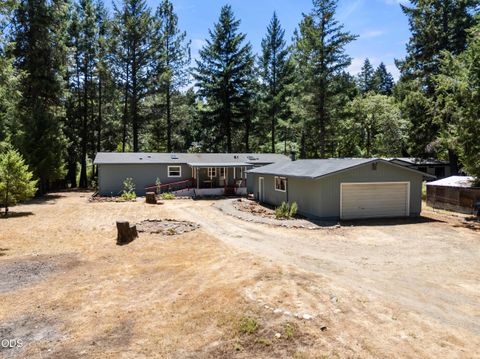 Tiny photo for 505 Udee Road, OBrien, OR 97534 (MLS # 220225094)
