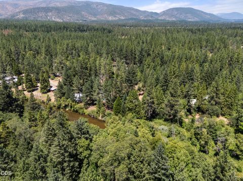 Tiny photo for 505 Udee Road, OBrien, OR 97534 (MLS # 220225094)