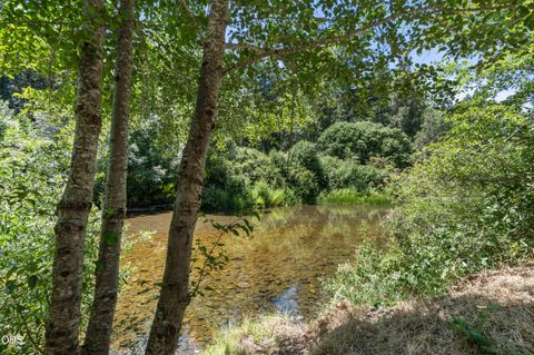 Tiny photo for 505 Udee Road, OBrien, OR 97534 (MLS # 220225094)