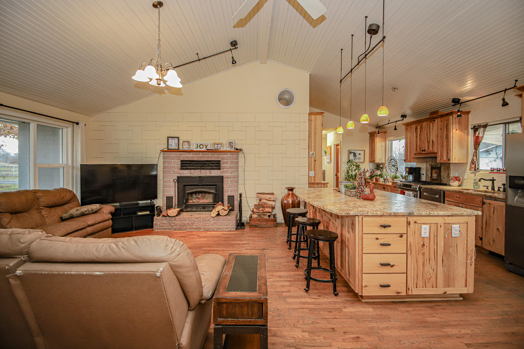 Constant Tract Addition To Central Point - Residential