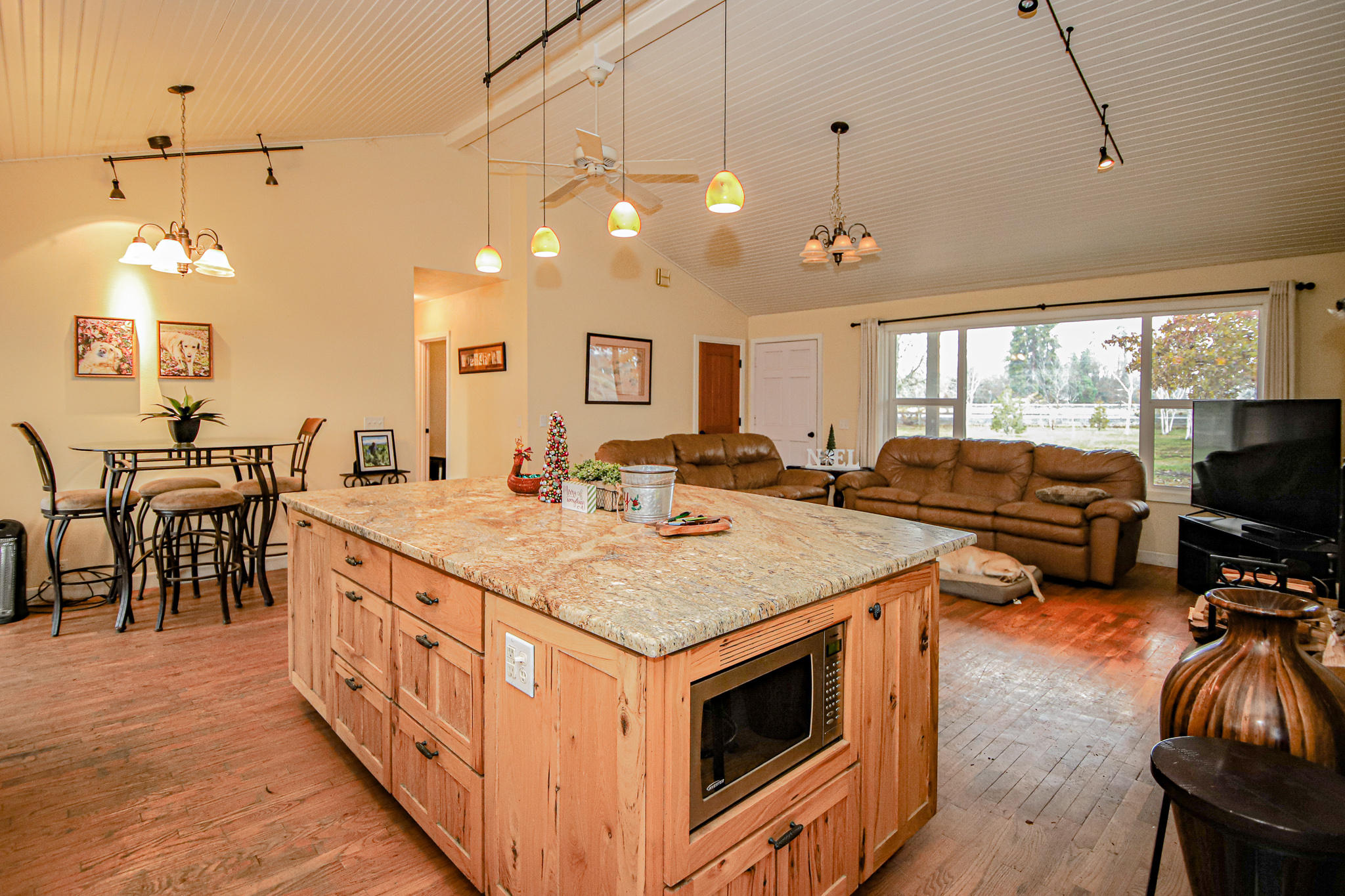 Constant Tract Addition To Central Point - Residential