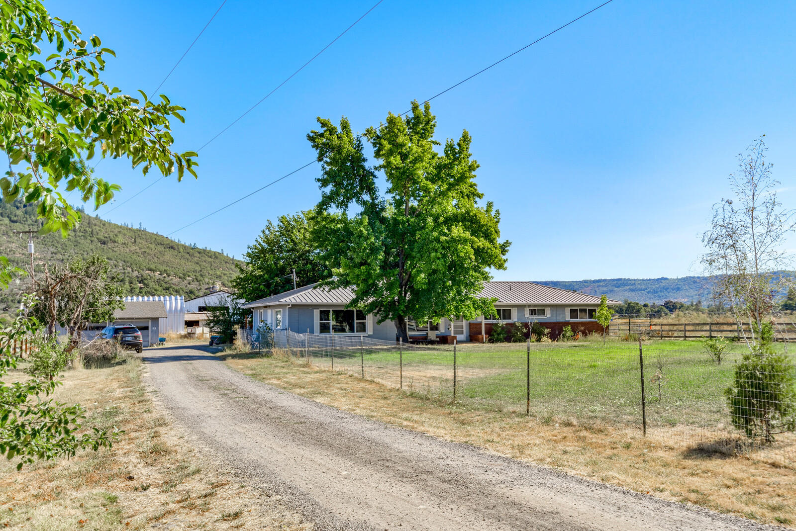 Constant Tract Addition To Central Point - Residential