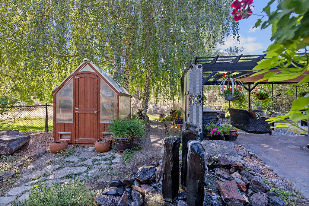 1st Fairways_CC - Residential