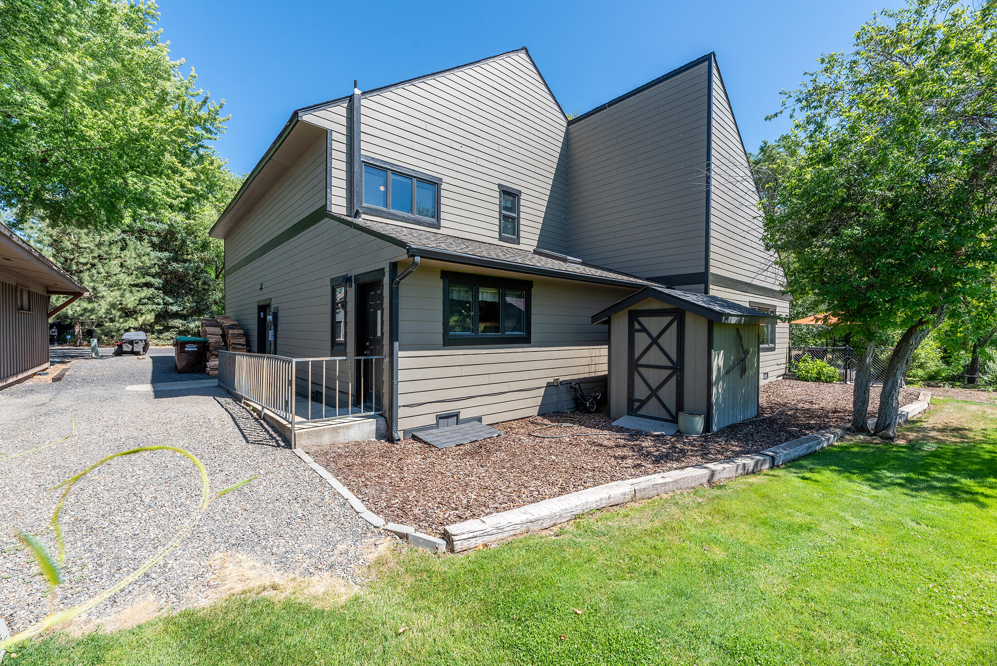 101 NE Marmot Lane