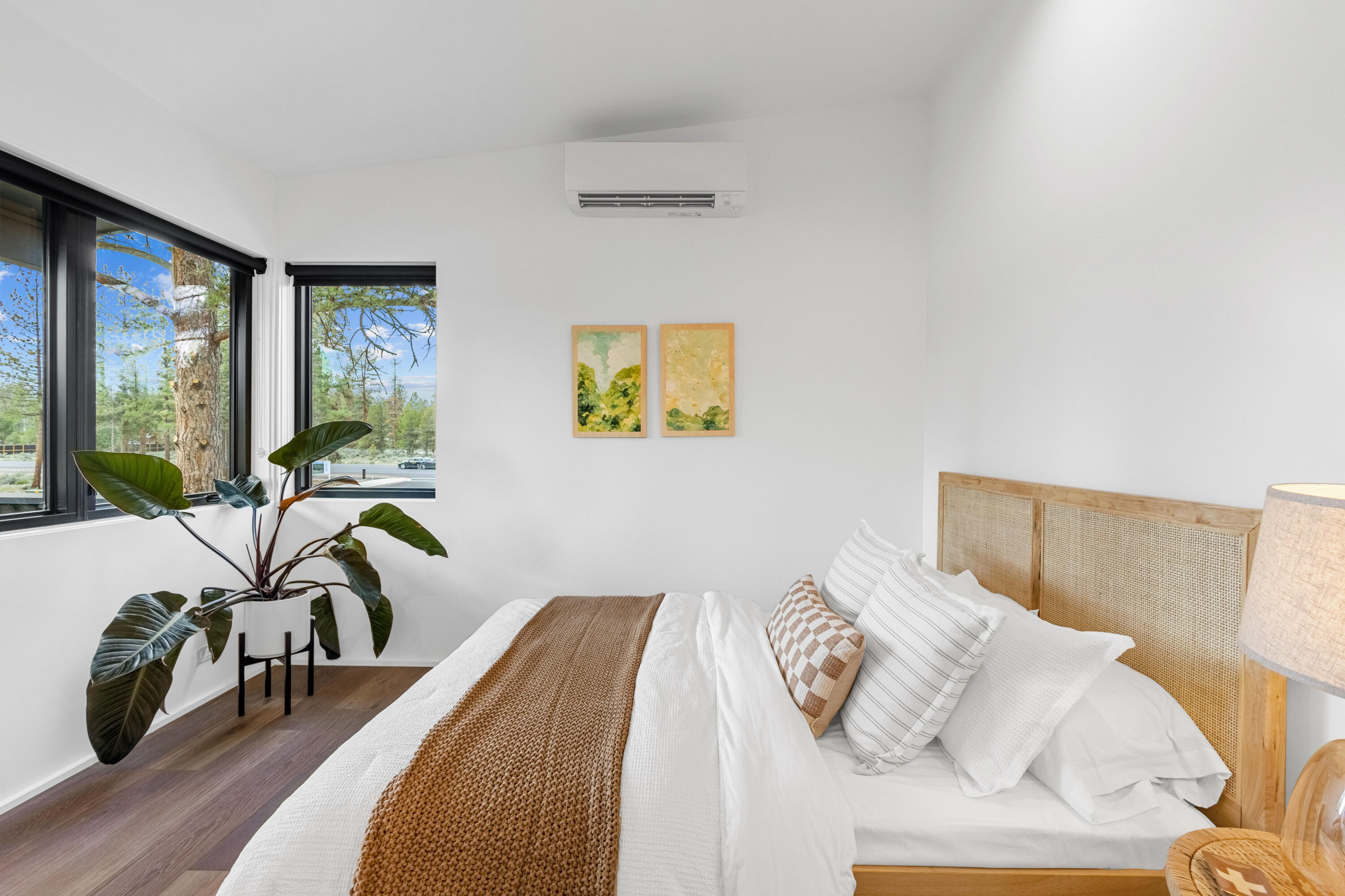 Sisters Woodlands - Residential