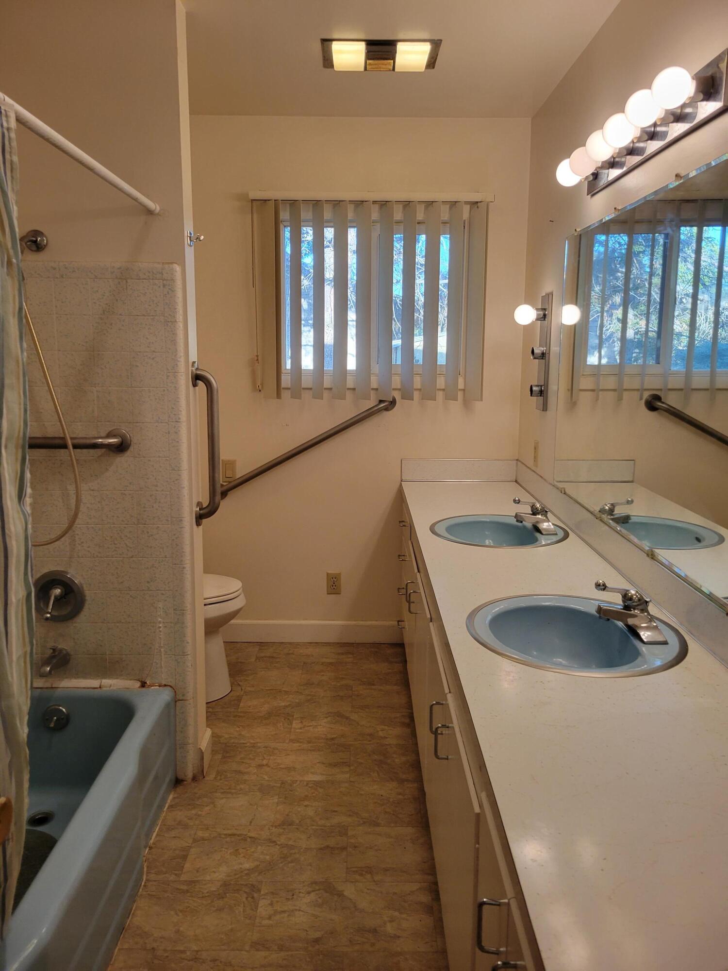 Loma Vista - Residential