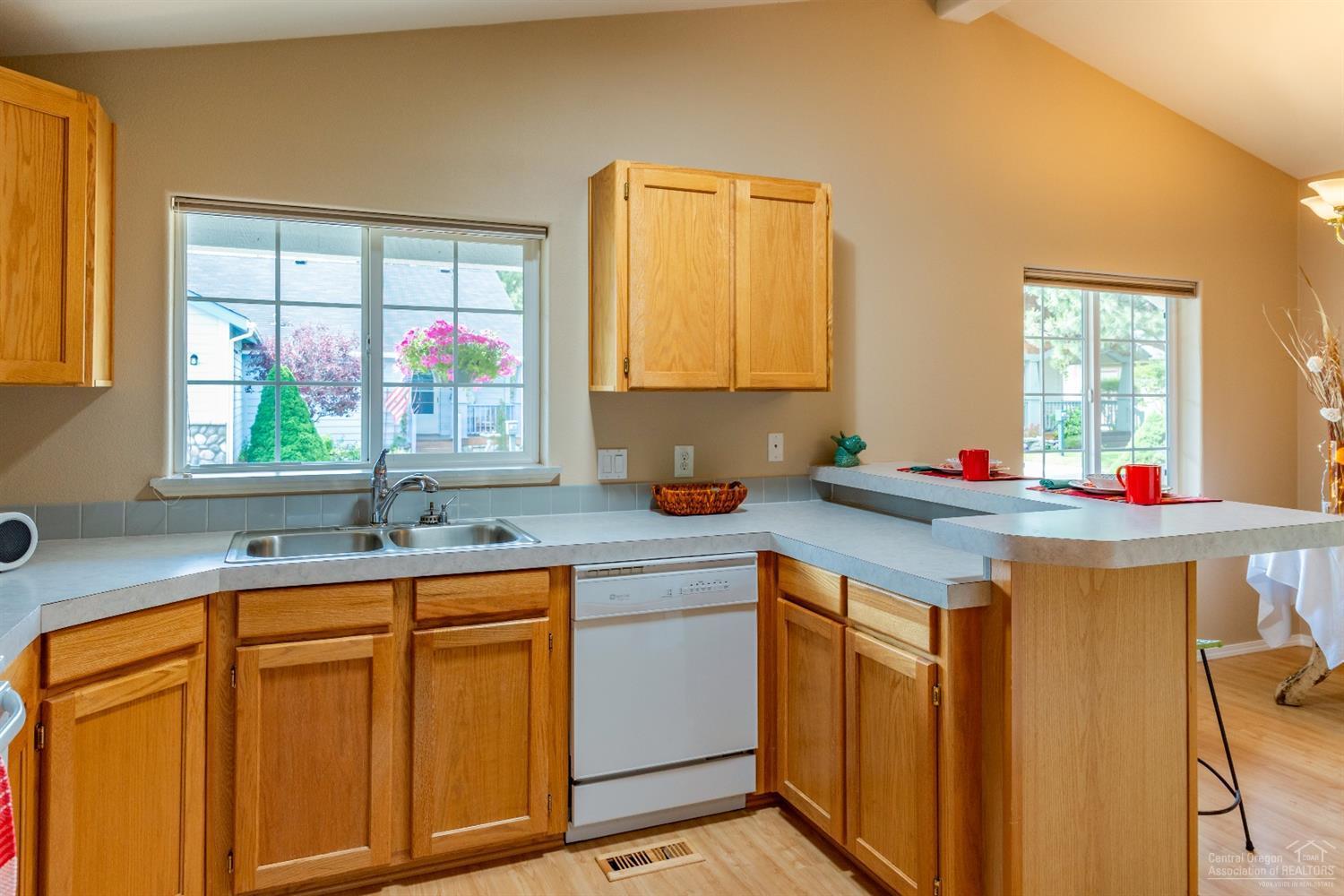 Pines At Sisters - Residential