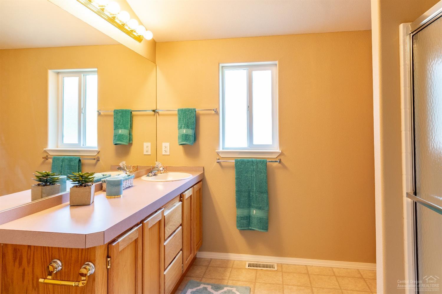 Pines At Sisters - Residential