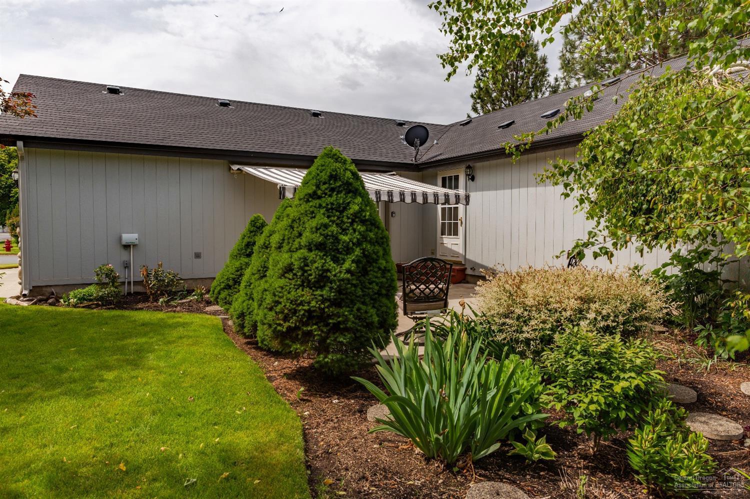 Pines At Sisters - Residential