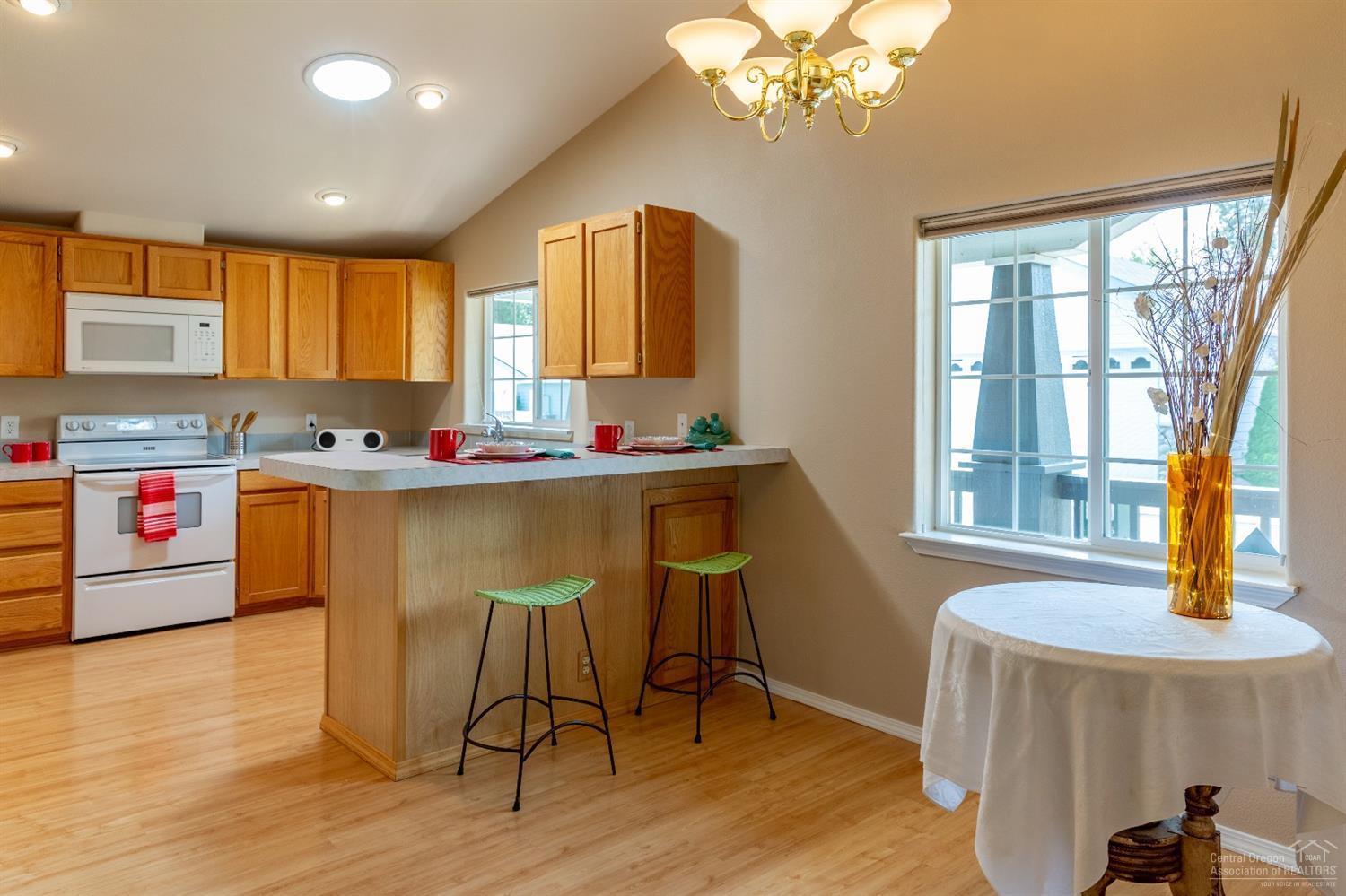 Pines At Sisters - Residential