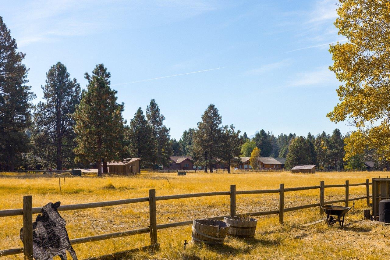 Metolius Meadows - Residential